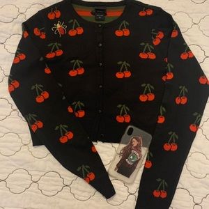 CHERYL BLOSSOM CARDIGAN & XR case